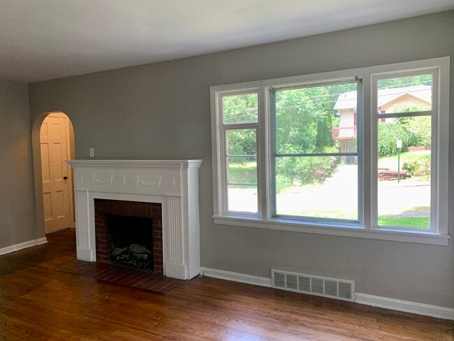 Photo - 676 Harrison Ave