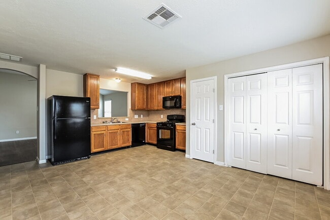 Photo - 4018 Falvel Shadow Creek Dr