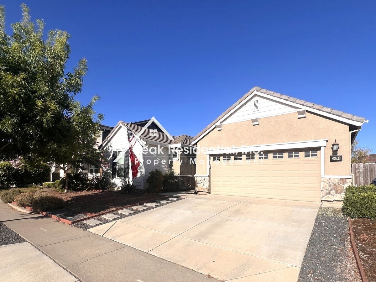 Photo - 3490 Edington Dr