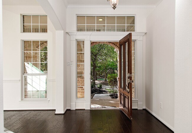 Photo - 54 Galway Pl