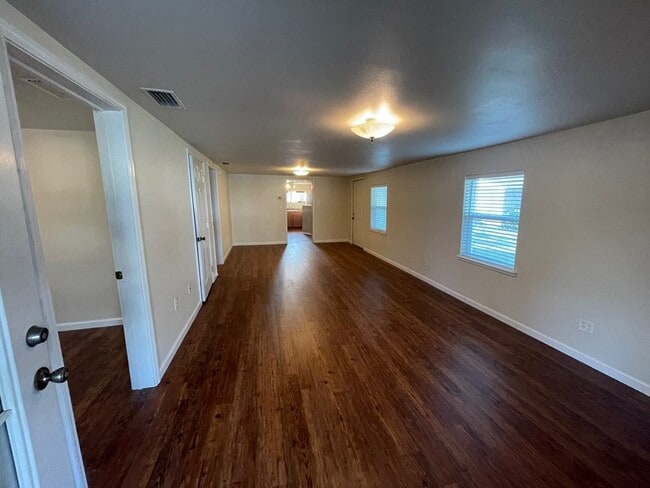 Photo - 2361 Hayes Ave