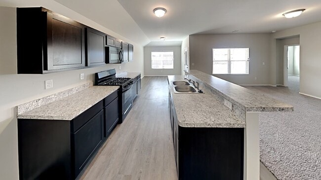 Photo - Very Nice 4 Bedroom 2 Bath Home in Yukon Schools