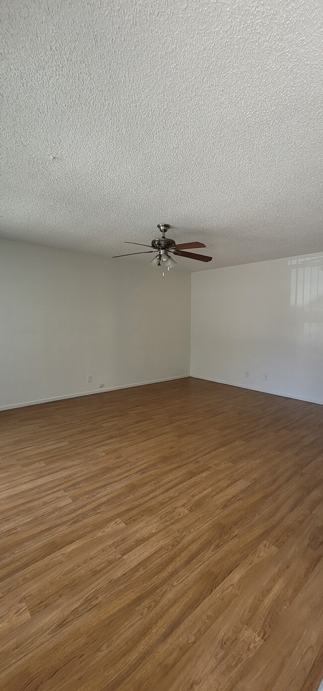 Photo - 25610 Oak St Unit 25610.5 OAK