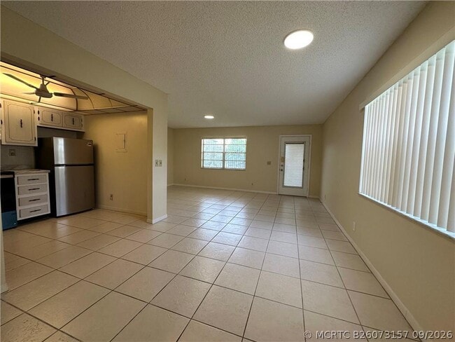 Photo - 760 Normandy Trail