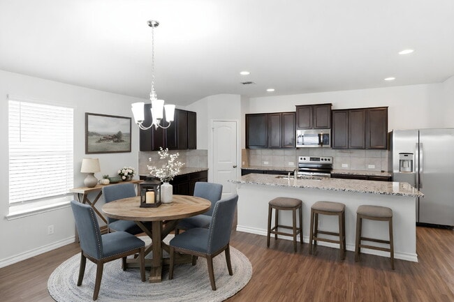 Photo - Spacious 4 Bedroom Home with Covered Patio in Red River Ranch