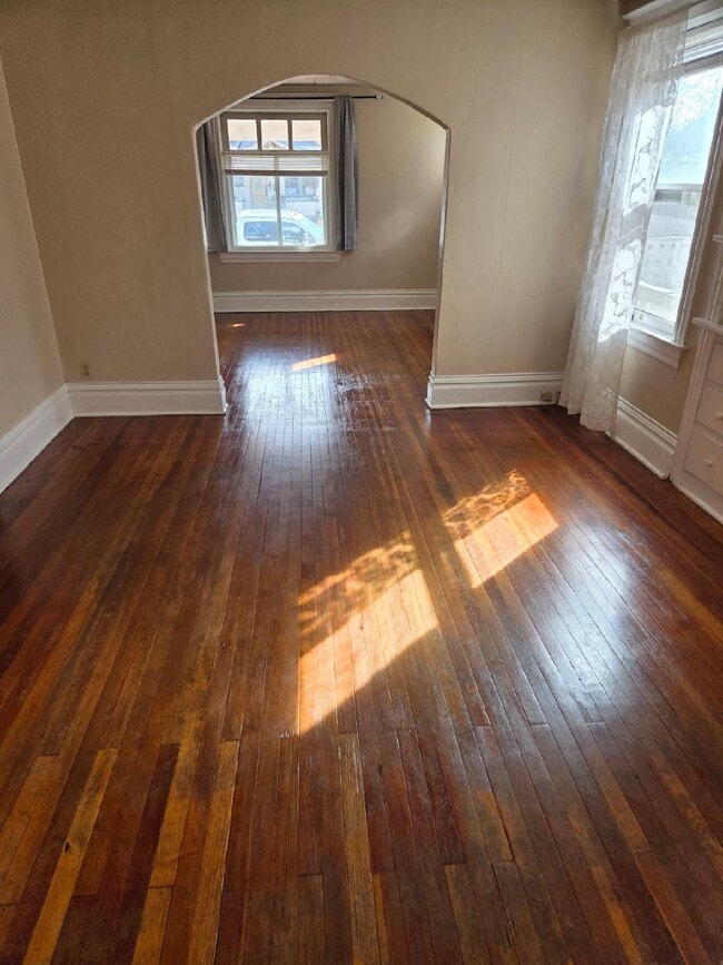 Photo - 1043 S Pennsylvania St