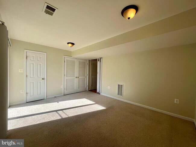 Photo - 319 Bertelli Ct