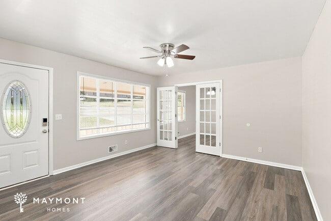 Photo - 1115 Terrace Cir