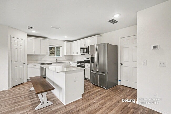 Photo - 1020 Valerian Dr