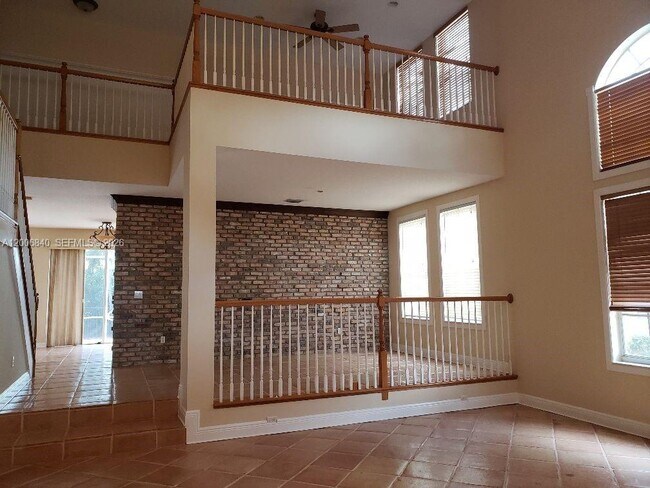 Photo - 6352 Squirewood Way