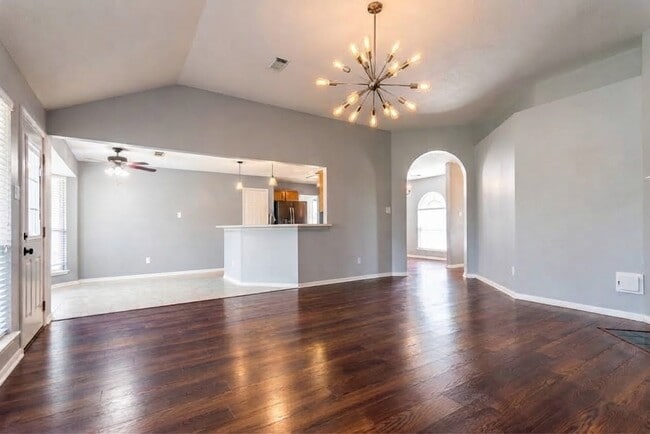 16206 Ruffian Dr