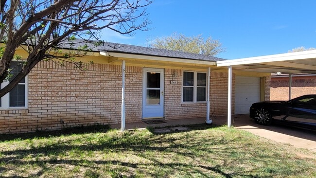 Photo - 7410 Hickory Ave