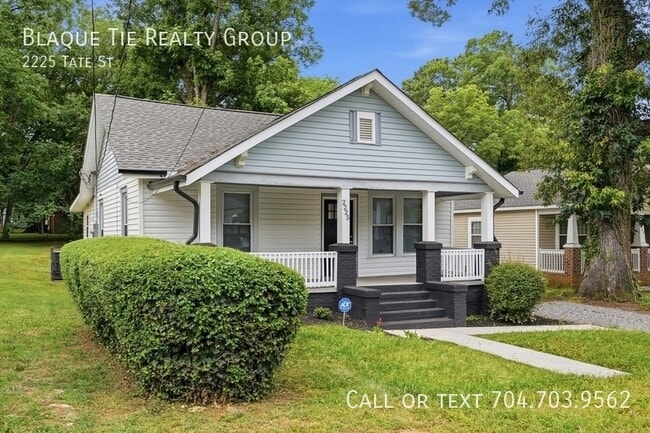Photo - 2225 Tate St