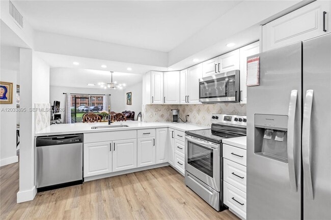 Photo - 701 SW 142nd Ave Unit 108S