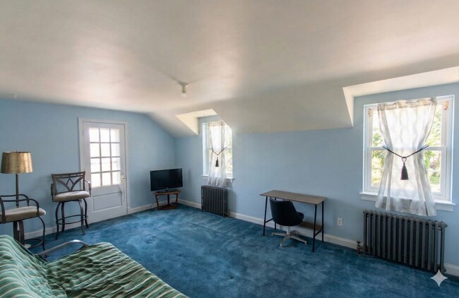 Photo - 2912 15th St NE