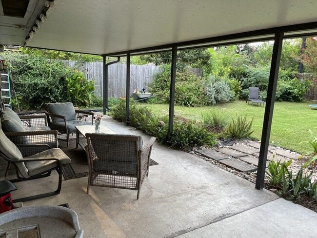 Photo - 6148 Indigo St