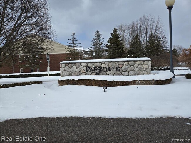 Photo - 1716 Deepwood Cir Unit 43