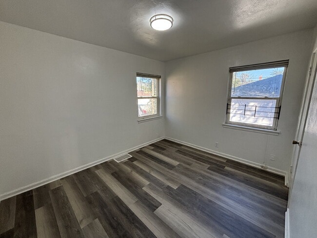 Photo - Charming 4-Bed Home in Tarrytown!