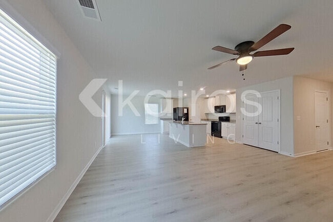 Photo - 304 Common Reed Dr