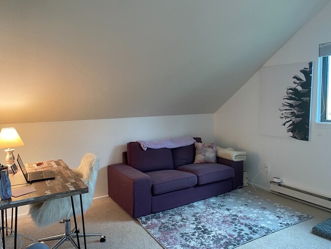 Photo - 3522 Smuggler Way