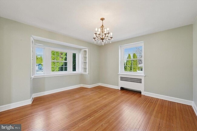 Photo - 1156 Garfield Ave