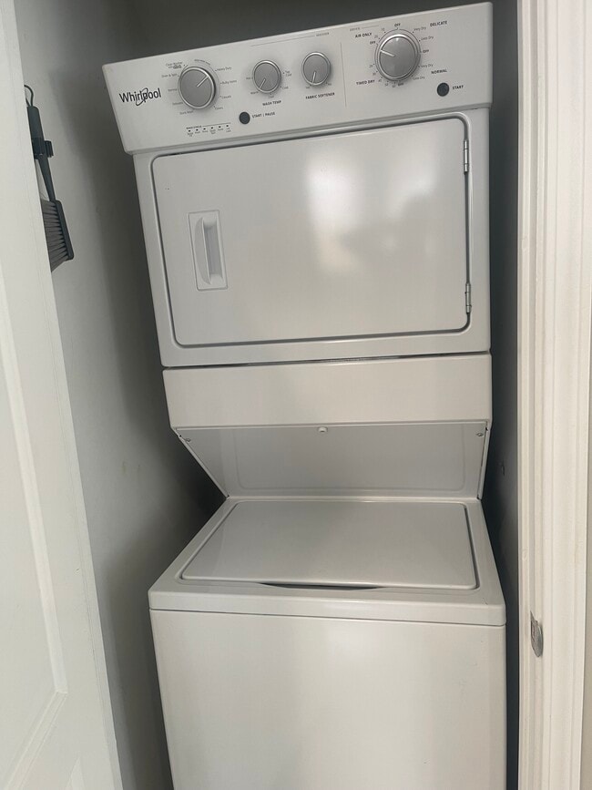 Photo - 1922 N Keystone Ave Unit 1