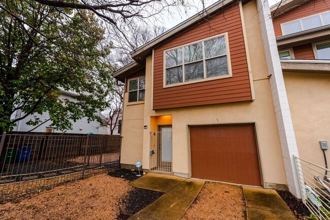 Photo - Modern Downtown Austin Living: 2 Suites, EV Charger, Gated Yard, and Unbeatable East Austin Vibes!