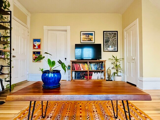 Photo - 147 N Sherman St Unit 3