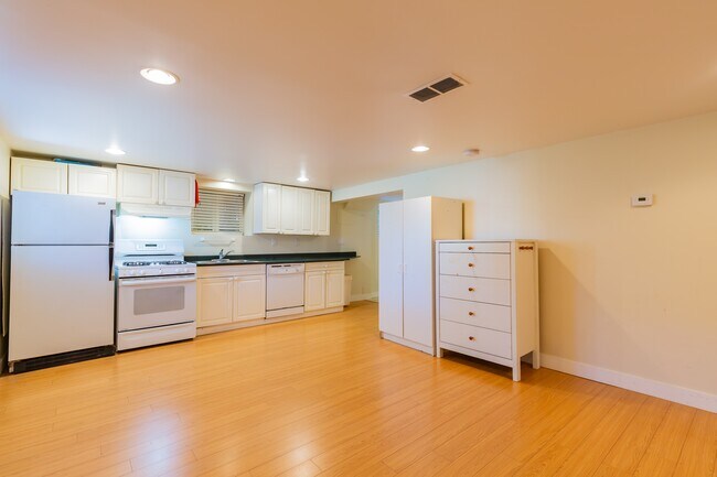 Photo - 481 W 19th Ave Unit West Basement