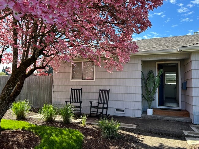 Photo - 1328 NE 9th St