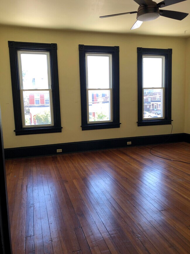Photo - 712 North Plum Street Unidad #2