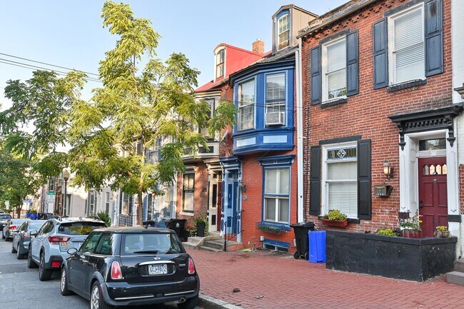 Photo - 426 1/2 Boas Street Unit Apt 1