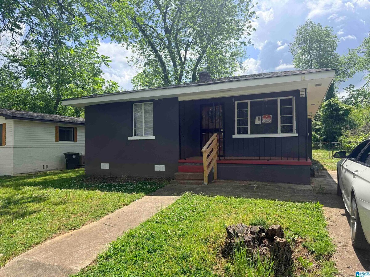 Photo - 3829 Ellis Ave SW