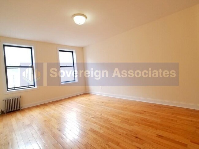 Photo - 250 Fort Washington Ave Unidad 1E