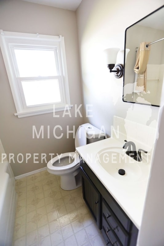 Photo - 1141 Blanchard St SW