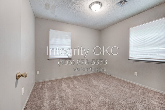 Photo - 5233 Coble St