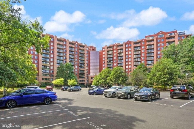 Building Photo - 2230 George C Marshall Dr Unit 217 Rental