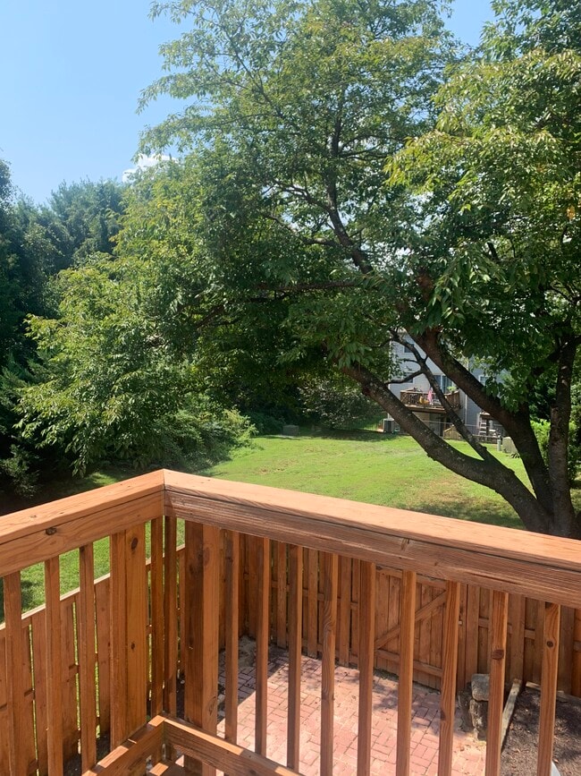 7308 Charlesborough Ct