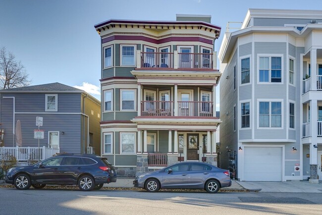 Photo - 41 Farragut Rd Unit 3