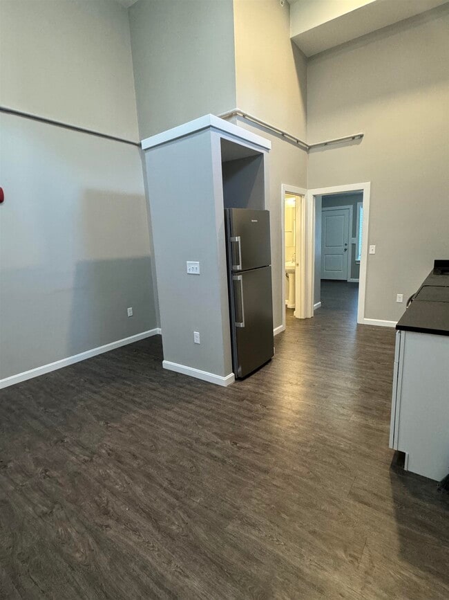 Photo - 50 Monarch Wy Unit 202
