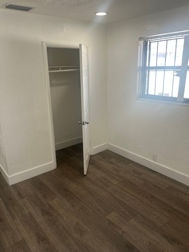 Photo - 1876 NW 69th St