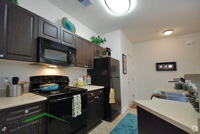 Interior Photo - Red Mill Landing Apartment Homes