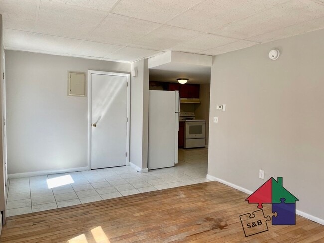 Photo - 13-17 Warren St Unit 2