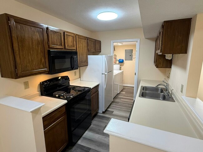 Building Photo - 10136 Carnation Ct Rental