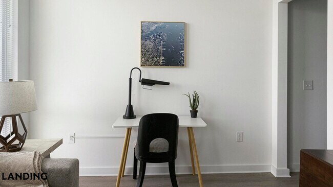 Photo - 620 Foster St Unidad 843