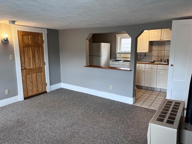 Photo - 17 Elm St Unit 3