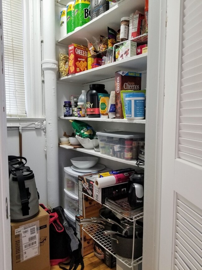 Photo - 901 N Leavitt St Unidad 2