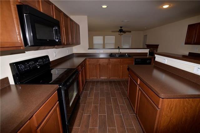 Photo - 3800 Buchanan St