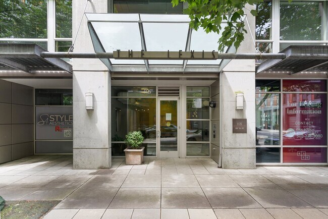 Photo - 2 Bed, 2 Bath Bright & Modern Condo in the Pearl District - Now Available! Unit 302