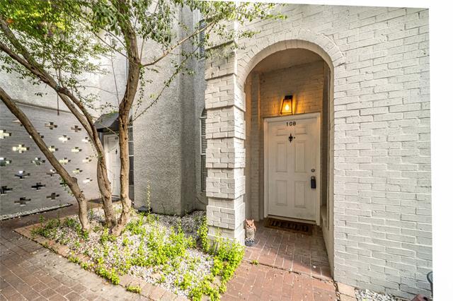 Photo - 3605 Brown St Unit 108